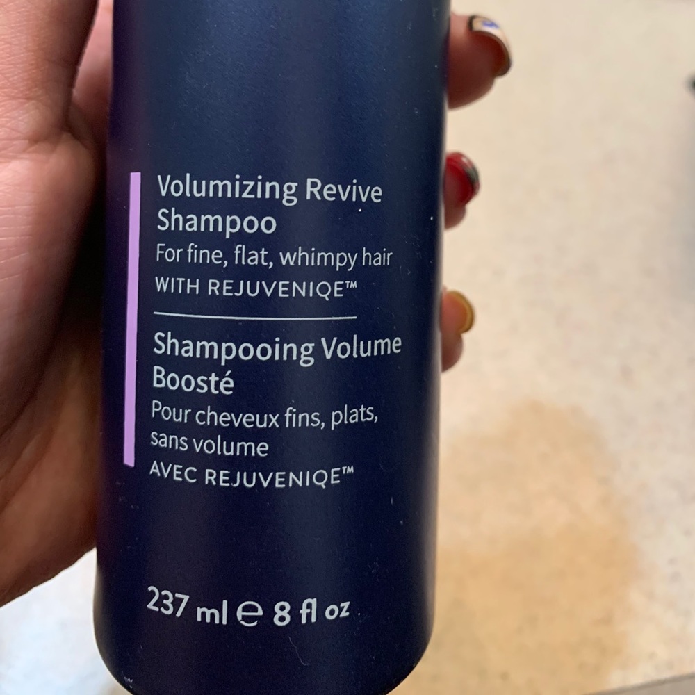 Volumizing revive shampoo